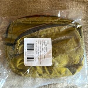 Baggu Fanny pack Moss Green